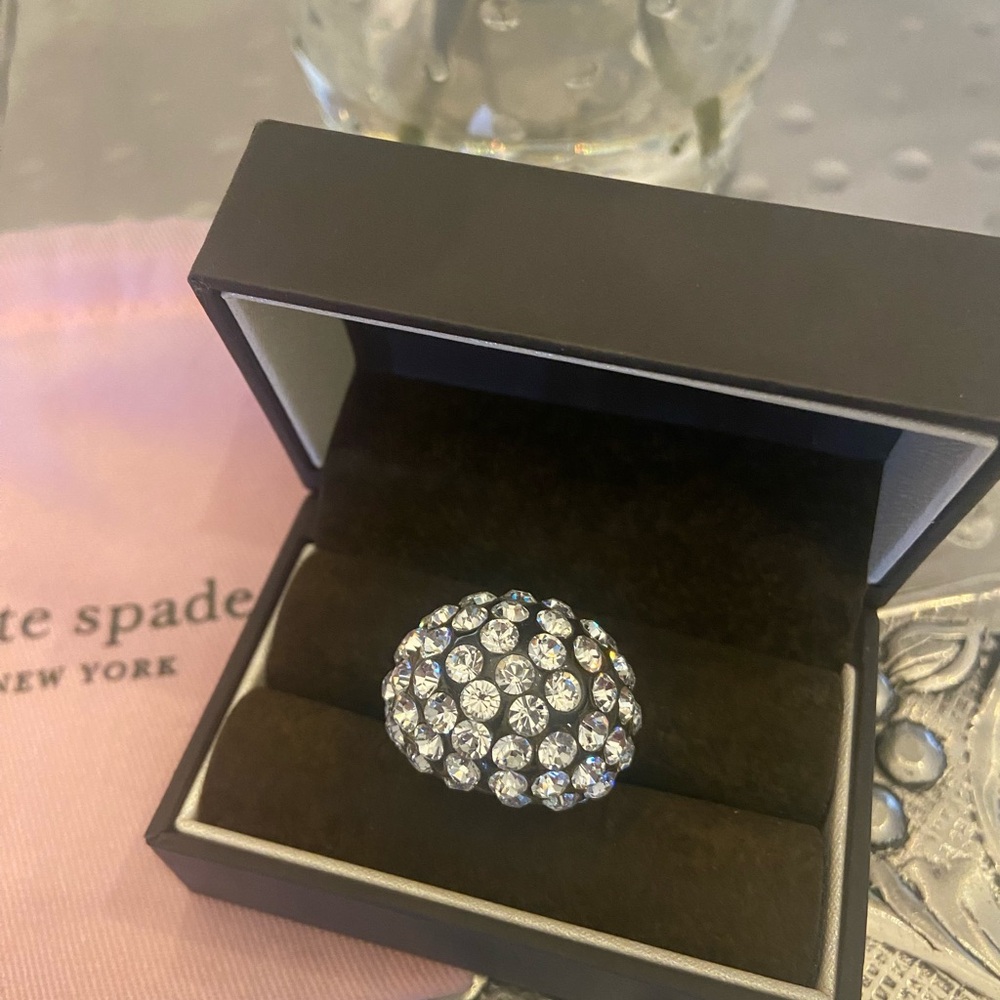 Kate Spade size 8 ring  Rhinestones Special Occasion Formal Statement piece